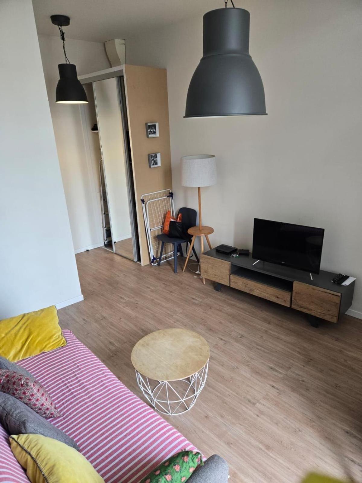 Emplacement Rare Elegant Appartement Avec Balcon Sur Le Canal Royal Sète Exteriör bild