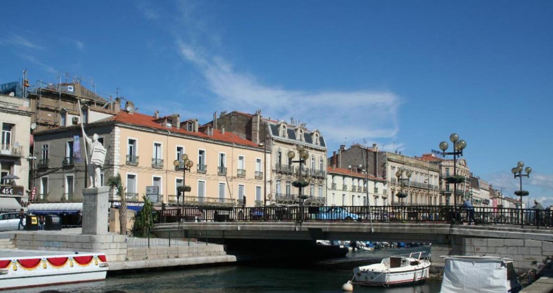 Emplacement Rare Elegant Appartement Avec Balcon Sur Le Canal Royal Sète Exteriör bild